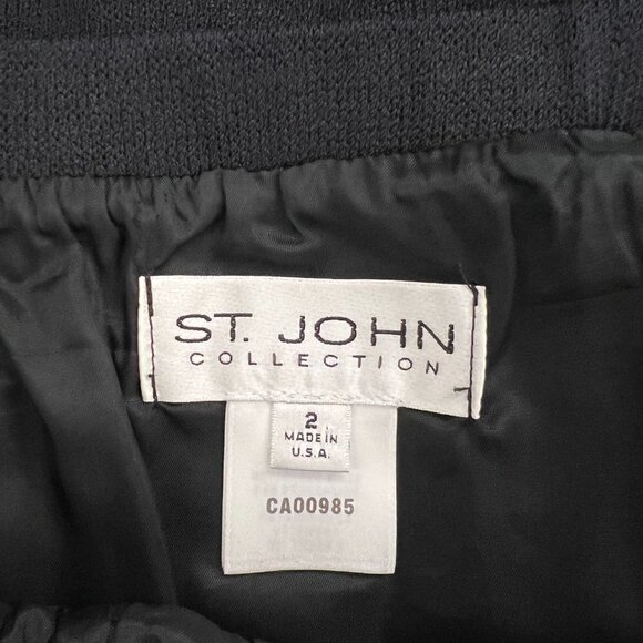 St. John Wool Blend Navy Blue Lined A-Line Flare Santana Knit Skirt Sz 2 - Picture 8 of 12